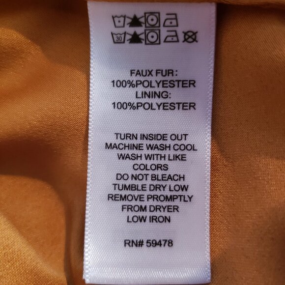 Tahari Faux Fur Vest Girls Size 8 Cream Color ~ Single button front Soft / A275 - Picture 8 of 8